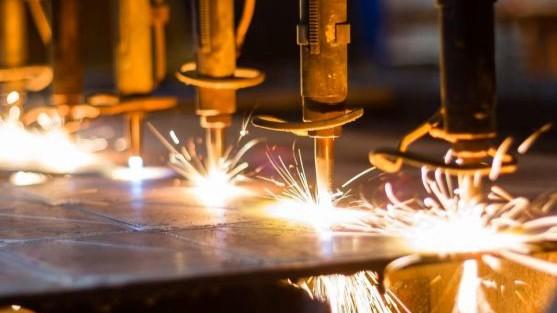 CT-manufacturing-travel