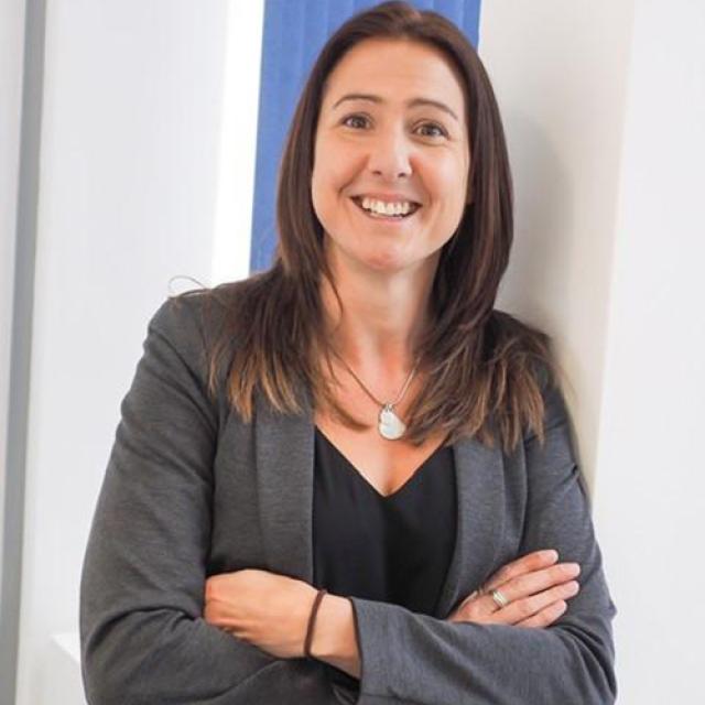 Holly Cairns
